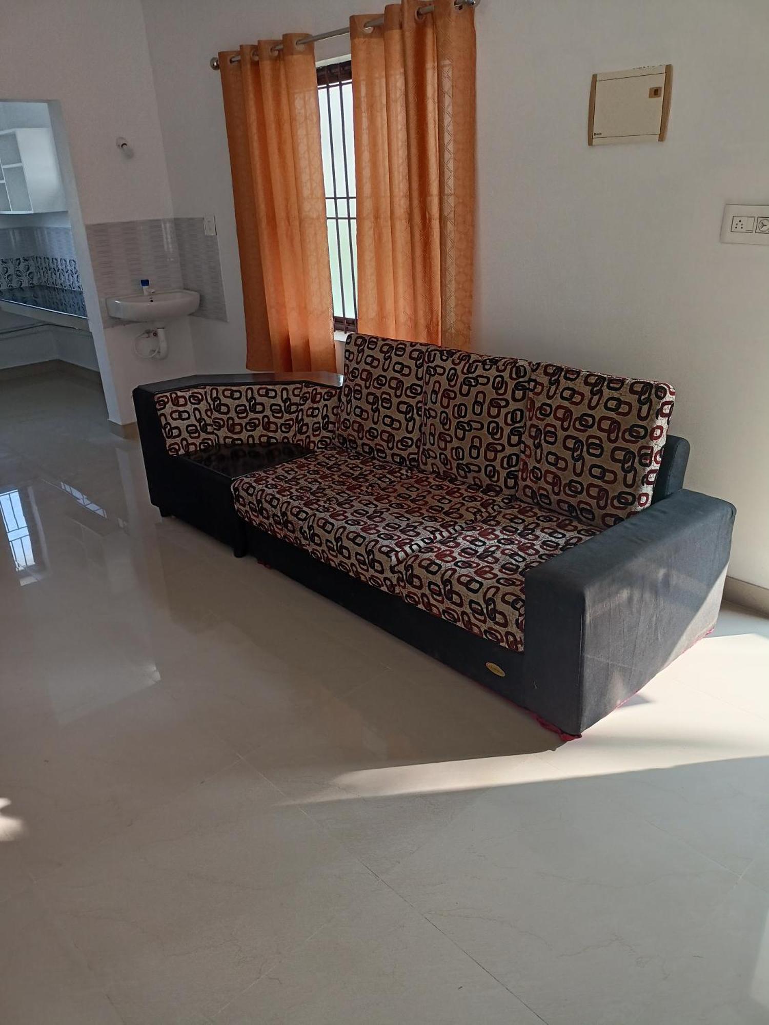 Space Villa Homestay Irimbranallur 外观 照片